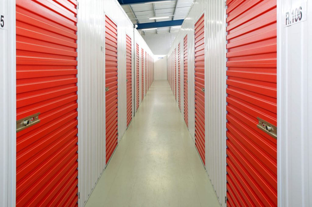 Storage Units vs Lockers: Know the Difference | Bellview Transport